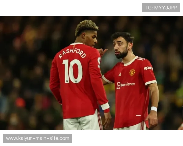 曼联由守转攻链条出现断层,维尔茨背伤未愈影响中场润滑